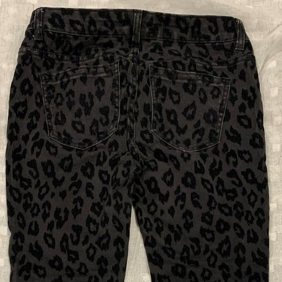 Fire LA ladies black velvet leopard jeans - Picture 4 of 6